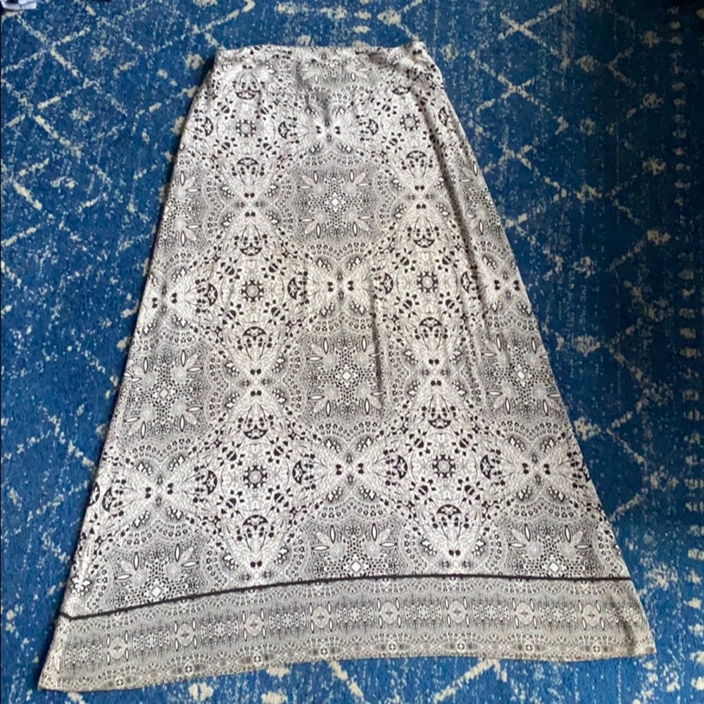 Maxi skirt Sz large, Cynthia Rowley